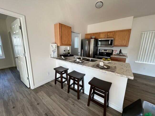 Photo - 1117 7th St Unit C