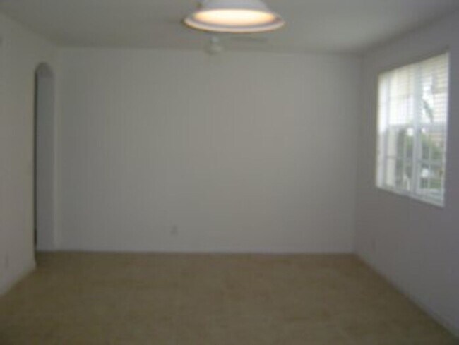 Photo - 4809 N Wickham Cir