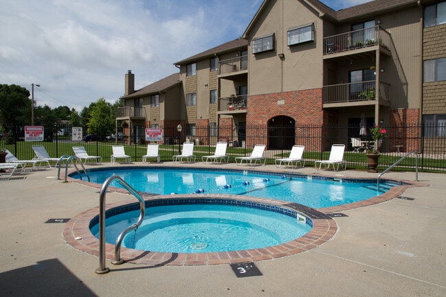 Raintree Apartments