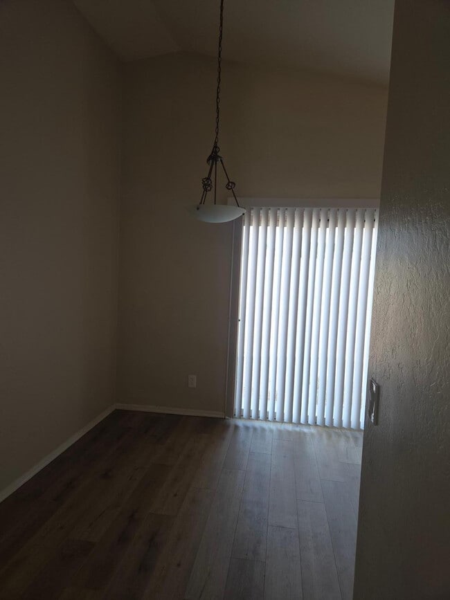 Photo - 229 S 125th Ave