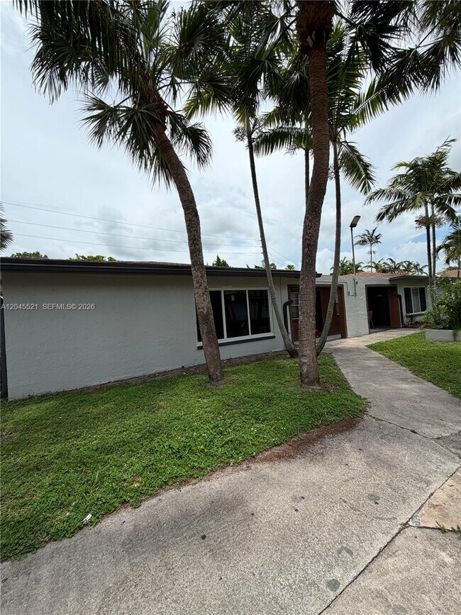 Building Photo - 2551-6128 NW 26th St