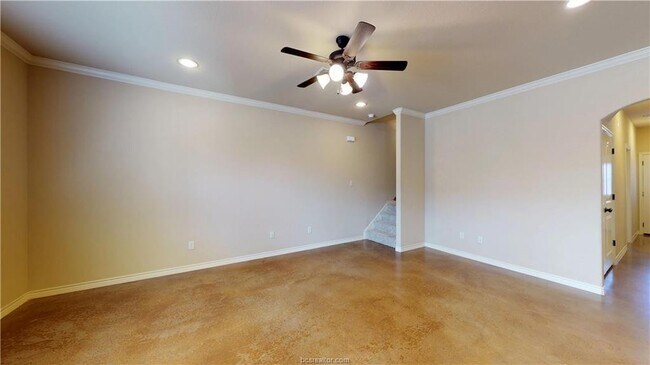 Photo - 105 Kimber Ln