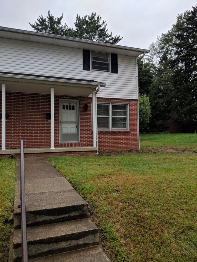 Photo - 711-713 Fairbanks St Unit 713