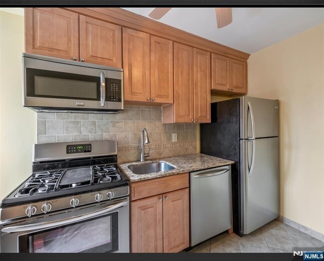 Photo - 420 Park Ave Unit 5C