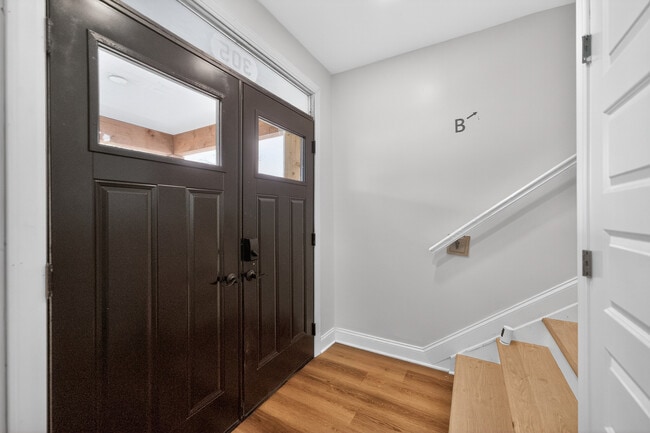 Photo - 305 W Exchange St Unit B