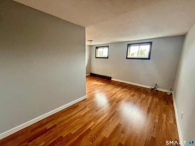 Photo - 889 Farmington Ave Unit 1