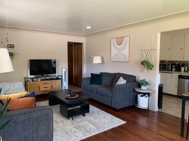 Photo - 3915 W 23rd Ave Unit 3915 W 23 rd Avenue