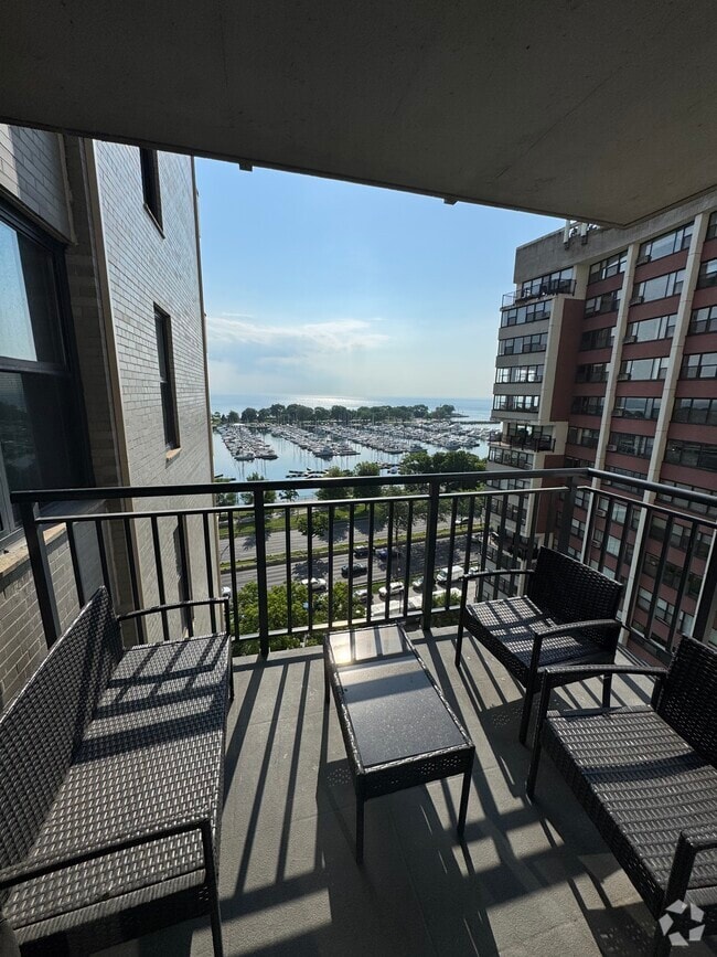 Building Photo - 3430 N Lake Shore Dr Unit 12K Rental