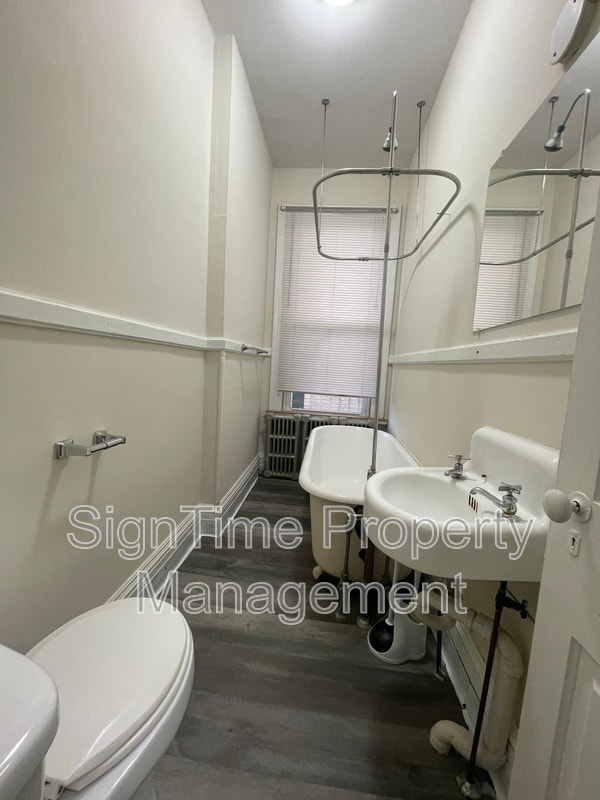 Photo - 222 Summit Ave Unit Apt 2R