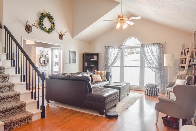 Photo - Pet Friendly Home on Half Acre Lot!