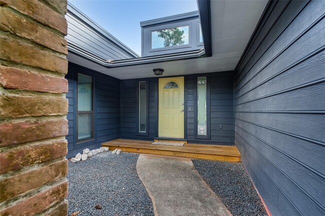 Photo - 946 Mesa Terrace Dr