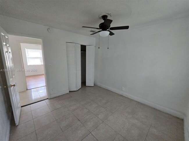 Photo - 4151 SW 19th St Unit 2