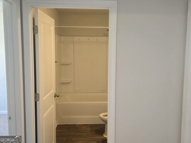 Photo - 404 Turpentine Trl