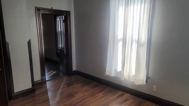 Photo - 3 Bedroom 1 Bathroom Duplex