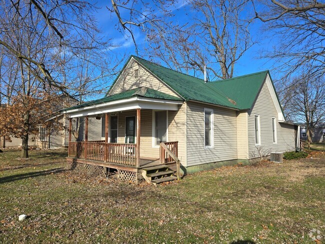 Building Photo - 300 Richmond Ave Rental