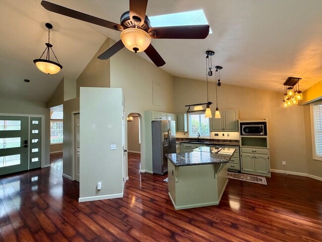 Photo - Spacious 3BD/2BA Santa Clara Home with Solar, RV Parking & Modern Amenities