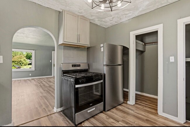 Photo - Charming 2 Bedroom Home Available Now!