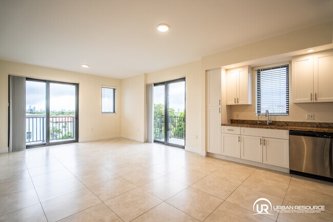 Photo - Gables Galiano