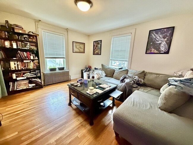 Photo - 17 Clinton St