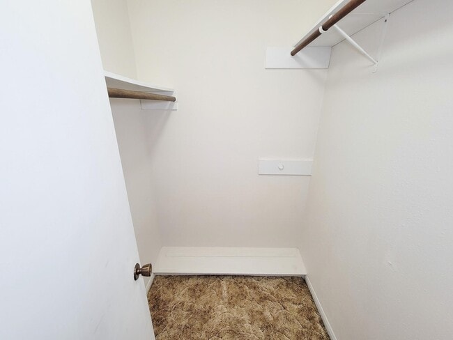 Building Photo - 1815 Country Village Blvd