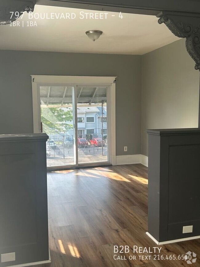 Building Photo - 797 Boulevard St Unit 4 Rental