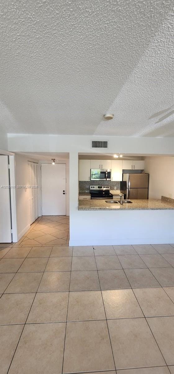 Building Photo - 8100 Geneva Ct Unit 233