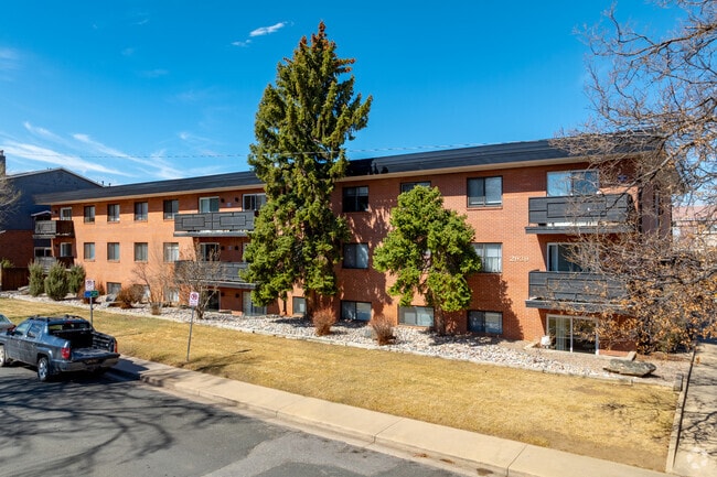 Building Photo - 2939 Marine Street