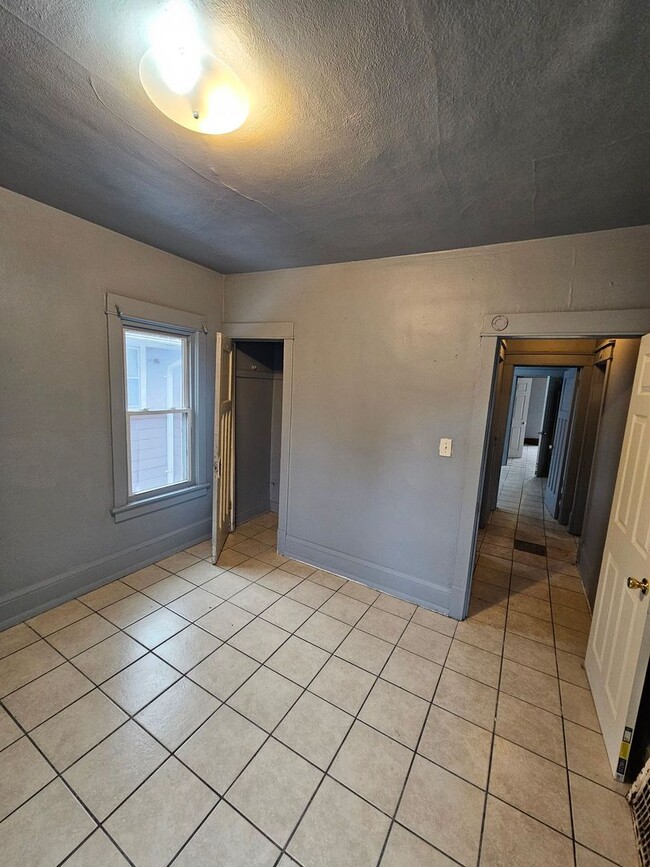 Photo - 3045-3047 N 39th St. Unit 3047 (Upper)