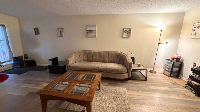 Photo - Available January 2026! 1 Bedroom, Main Street Macedon Unit Upper Back