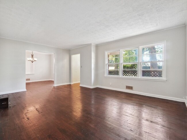 Photo - 3194 N Druid Hills Rd