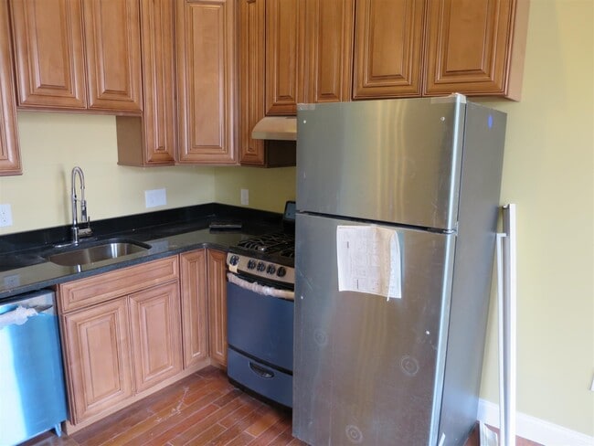 Photo - 620 Cambridge St Apartments Unit 4