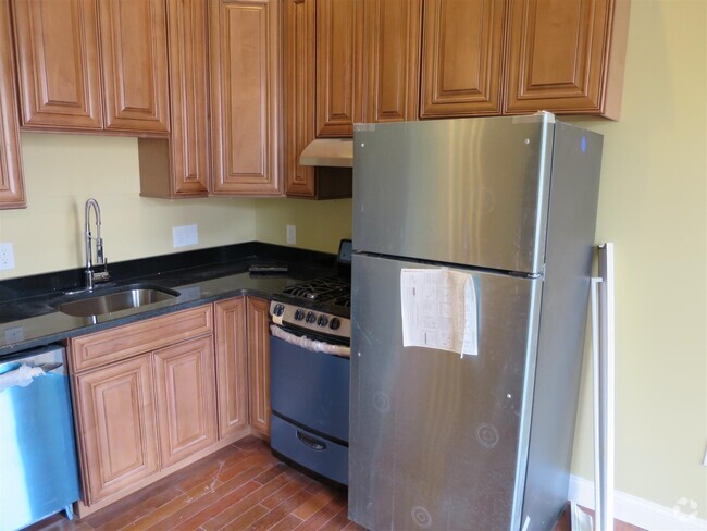 Building Photo - 620 Cambridge St Unit 4 Rental