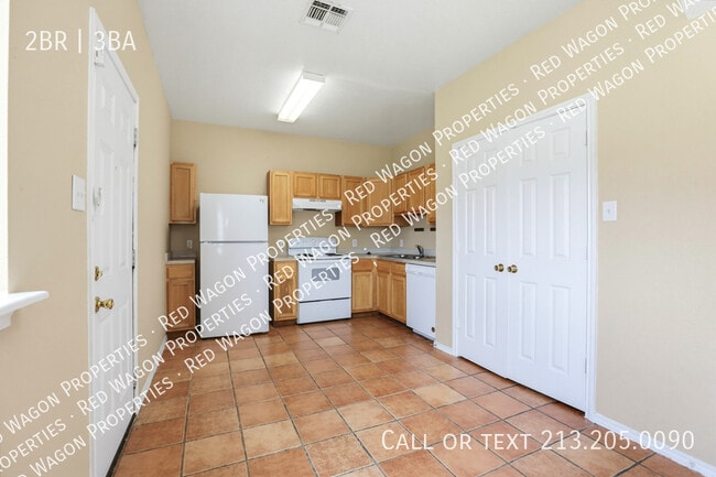 Photo - 6342 Queens Castle Dr Unit 2