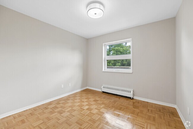 3BR, 1.5BA - 1,150SF - Bedroom