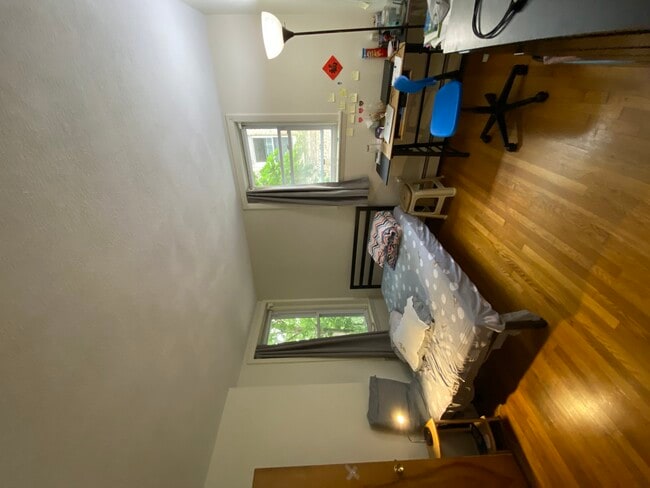 Photo - 312 Tappan St Unidad 4