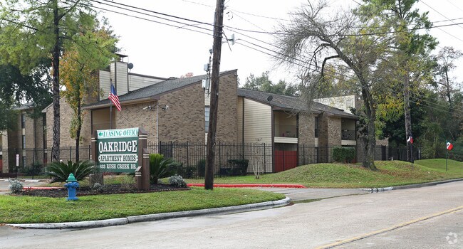 Oakridge Apartment Homes - Oakridge Apartment Homes