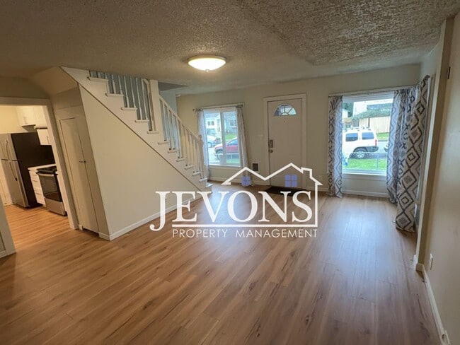 Photo - 723 S Sprague Ave Unit A