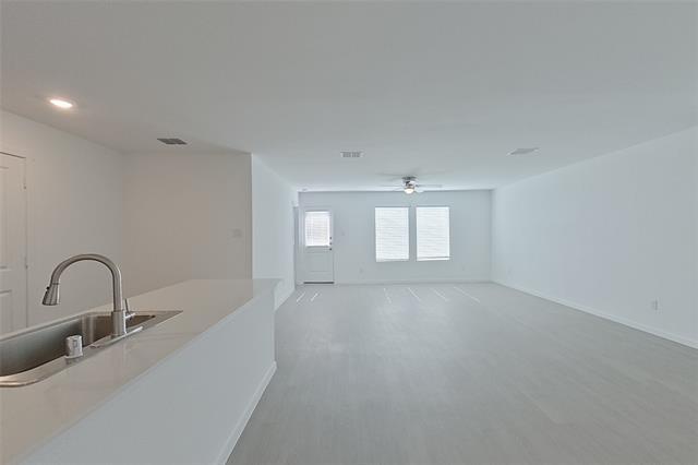 Photo - 827 Ponderosa Ln