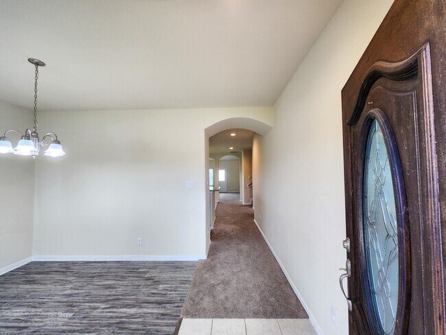 Photo - 2119 Del Mar Dr
