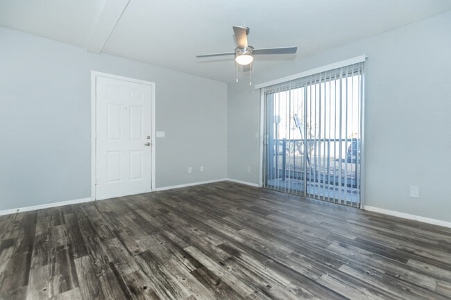 Photo - Icon on Headley