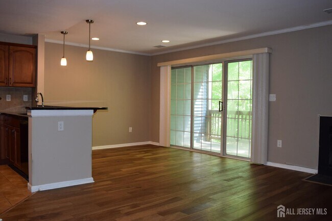 Photo - 6062 Cedar Ct