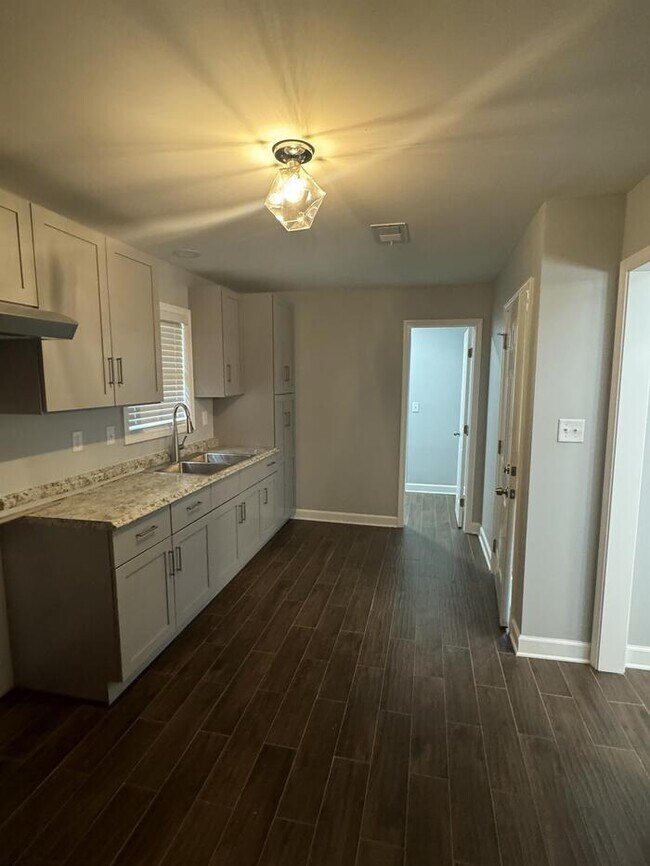 Photo - Single-Family Home - Whitehaven - 3bed/2bath