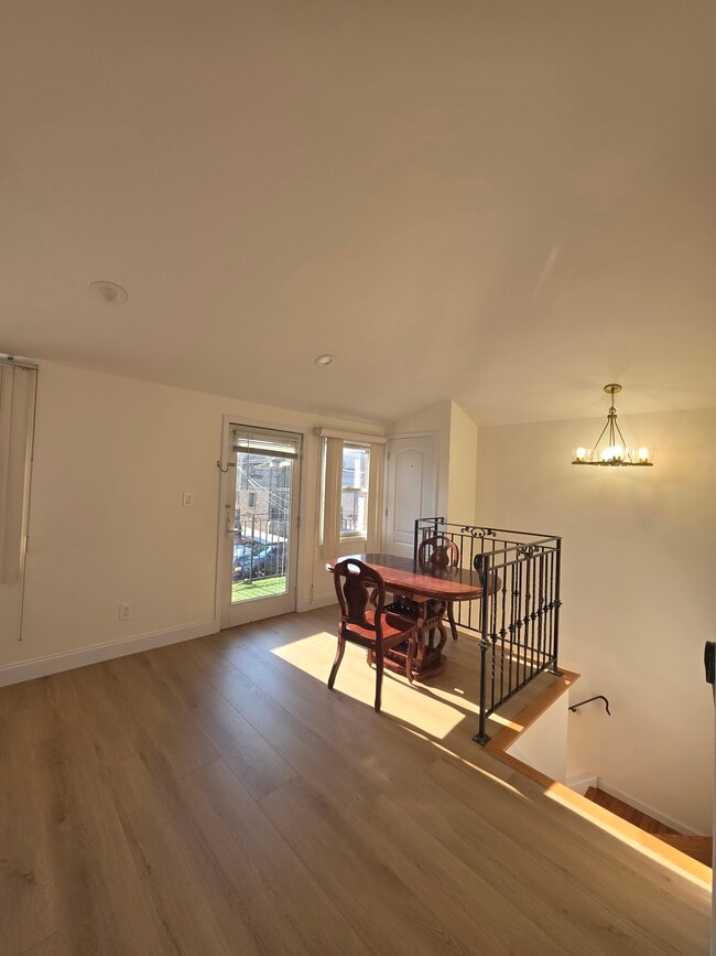 Photo - 3837 215th St Unidad Fl 2