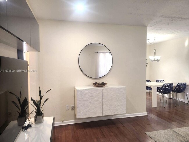 Photo - 11220 NE 11th Pl Unit 11220