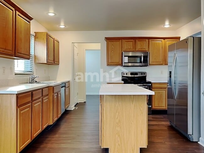 Photo - 8400 Woodcreek Dr