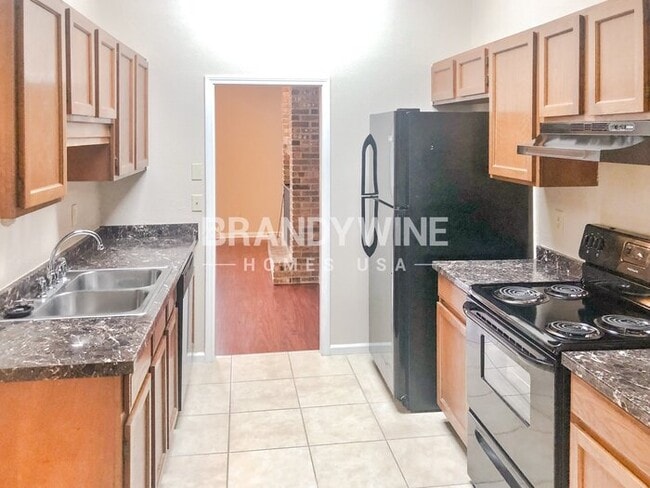 Photo - 3363 Hampstead Dr