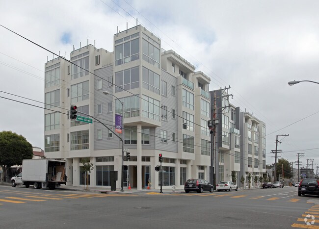 Foto principal - 380 14th St