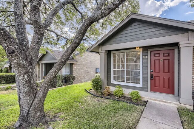 Photo - 1015 E Yager Ln Unidad 141