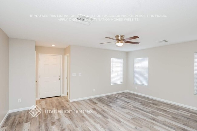 Photo - 663 Haunts Walk Ave