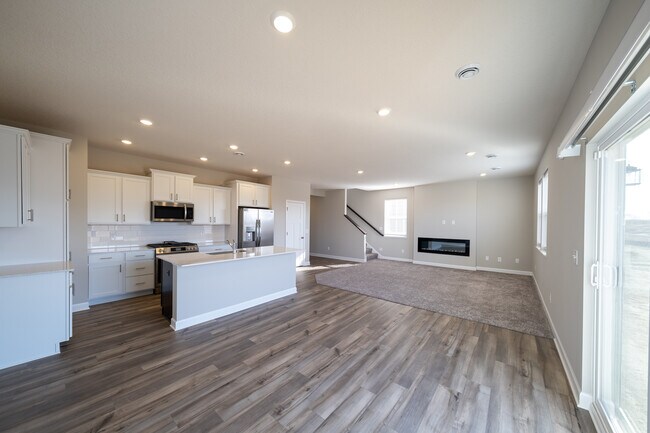 Photo - 7368 183rd St W